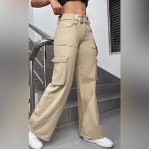 SHEIN‎ Khaki Flap Side Pocket Cargo Jeans